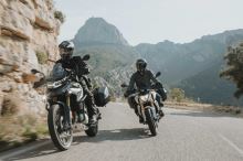 Plastové kufry AERO ABS, BMW R1200 GS/A LC a R1250 GS/Adventure (5)