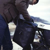 Boční taška Unitgarage Khali s nosičem, BMW R12 NineT, pravá (6)