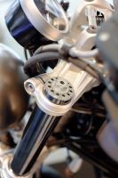 Sada vidlic Ohlins, BMW R NineT (2)