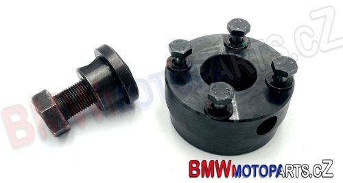 Stahovák unášeče kardanu BMW R2V