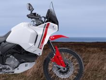 Zvýšení blatníku Altrider, Ducati DesertX, červené (2)