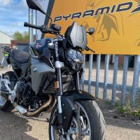 Štít BMW F900 R (5)