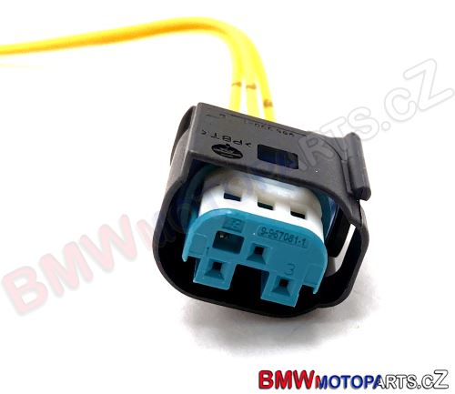 Kabel s 3 pinovým konektorem