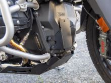 Přední kryt motoru Altrider, BMW R1300 GS/Adventure (10)